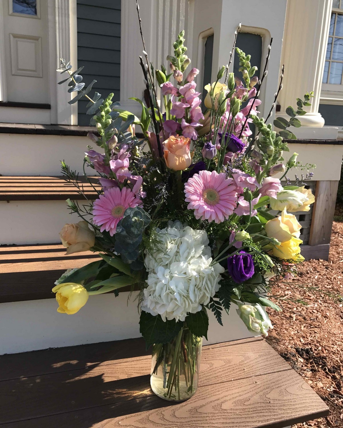 Vase Arrangements (Sympathy) - Fleur-tatious Floral Design